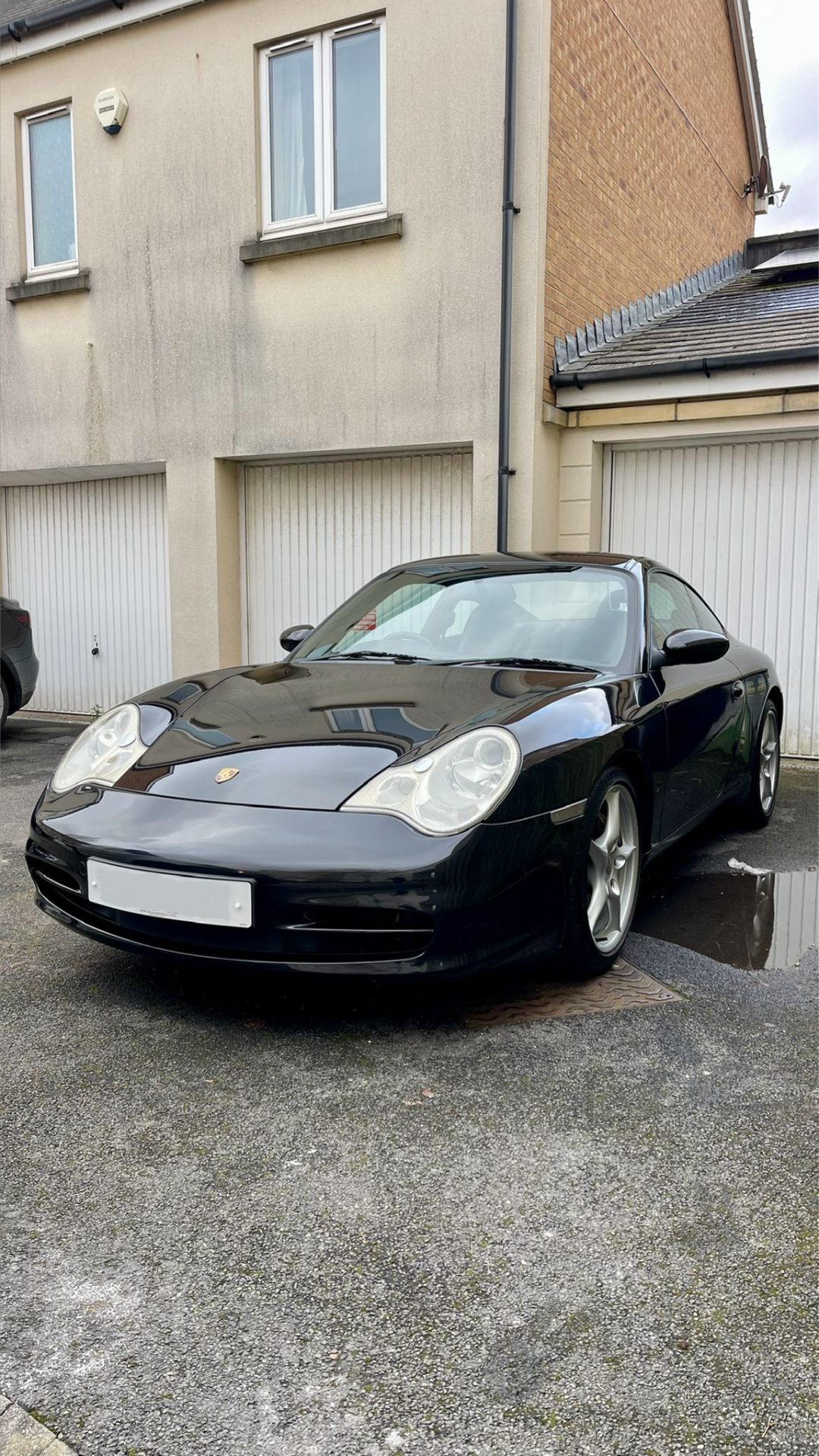 Porsche 911 after full paint enhancement and Gtechniq ceramic coating in Bristol
